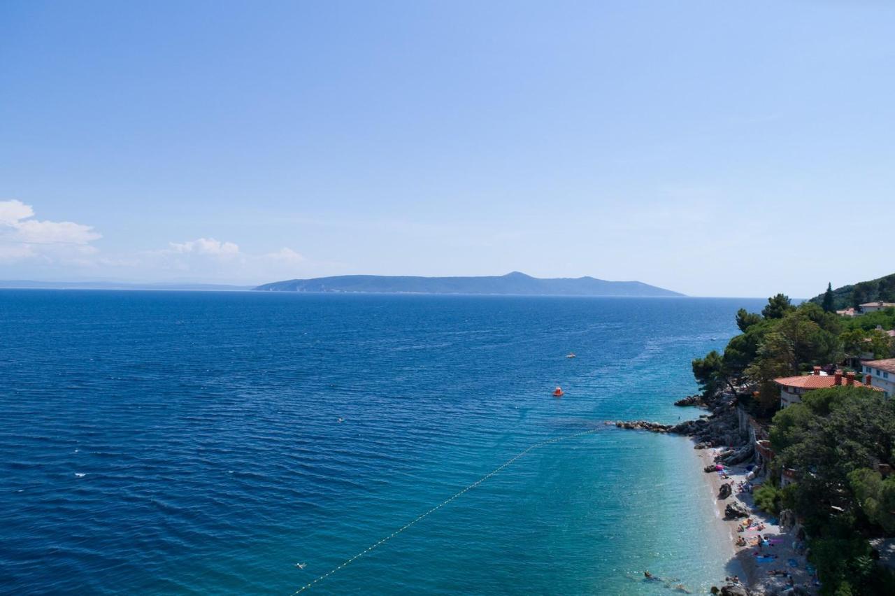 Beachfront Apartment Rosa Del Mar Jardin Mošćenička Draga Exterior foto